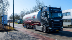 20260329-Tom-Holding-00033